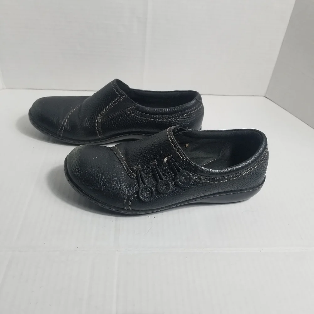CLARKS COLLECTION WOMEN'S LOAFERS SIZE 7